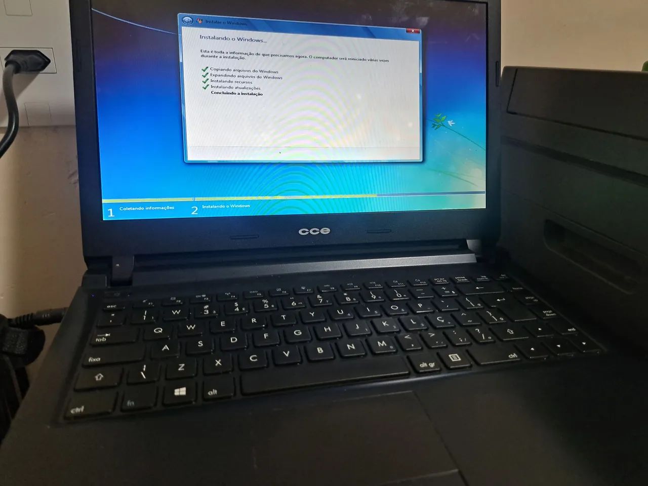 Notebook core i3 - Foto 2