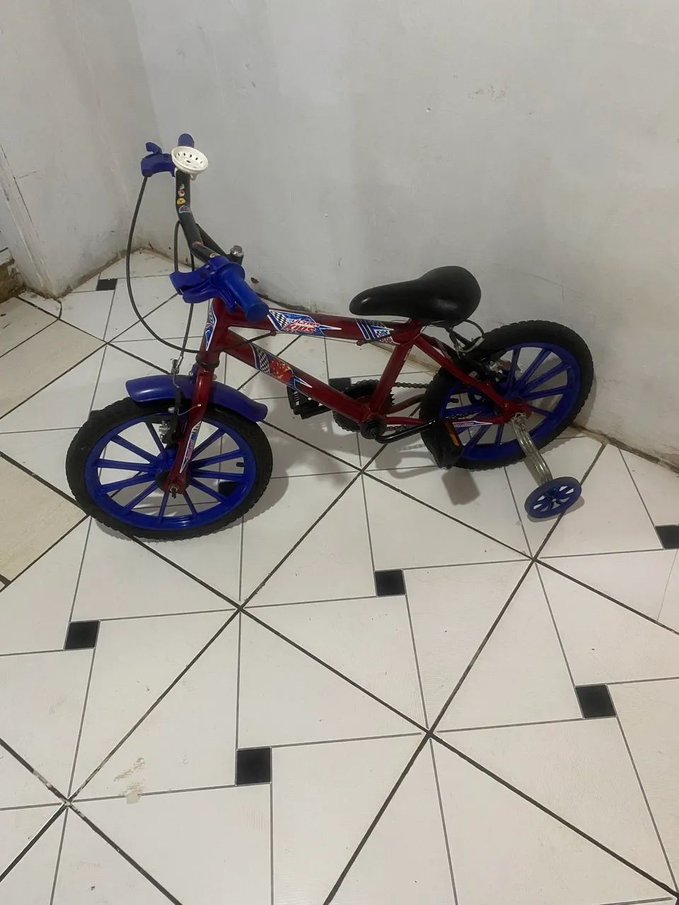 Vende-se bicicleta infantil  - Foto 2