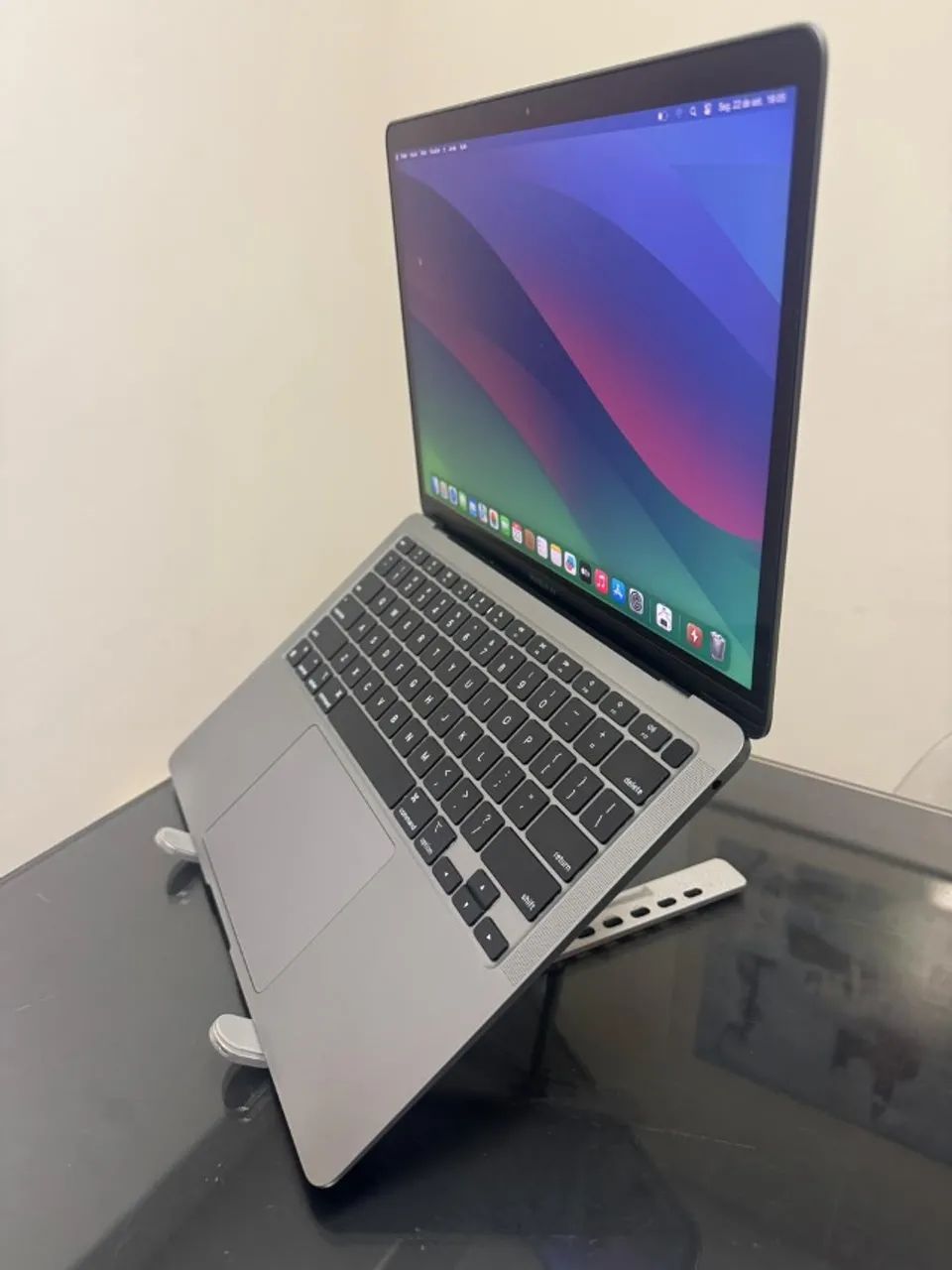 Macbook Air RETINA -APPLE 2020-2021 - M1 - 8GB RAM - SSD 256GB