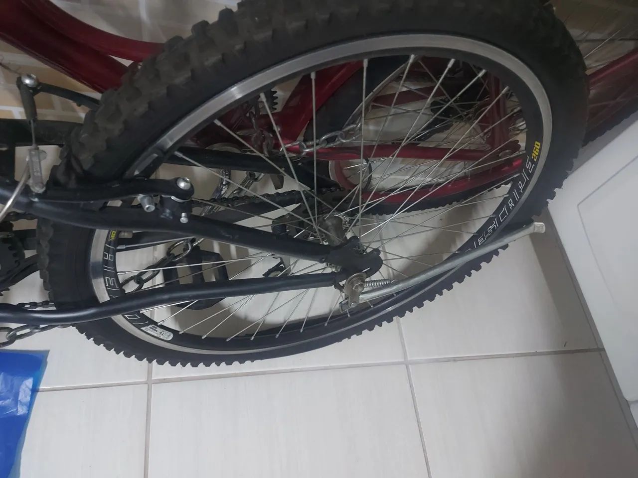 Vendo uma bicicleta  - Foto 2