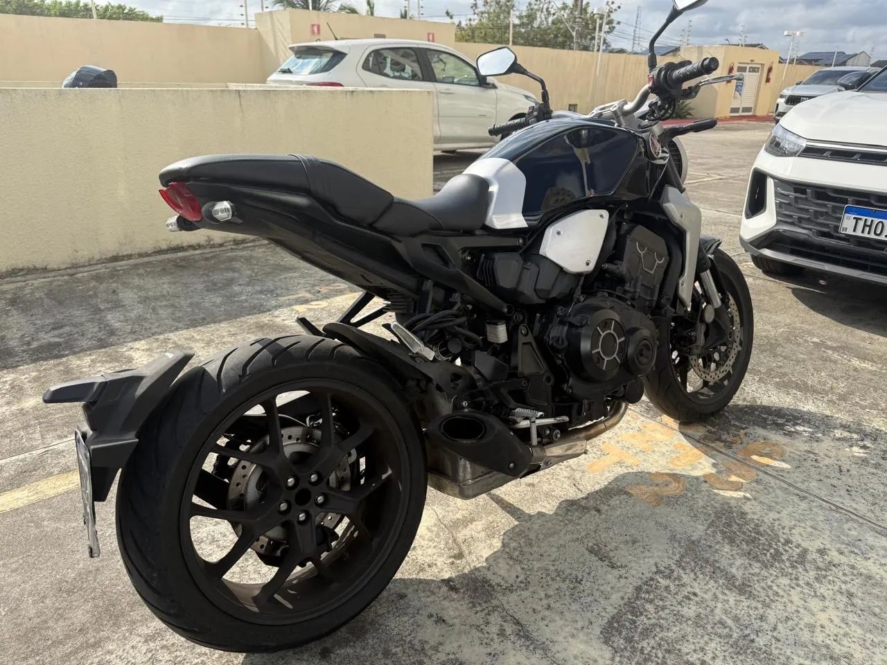 CB1000r ZERO - Foto 2