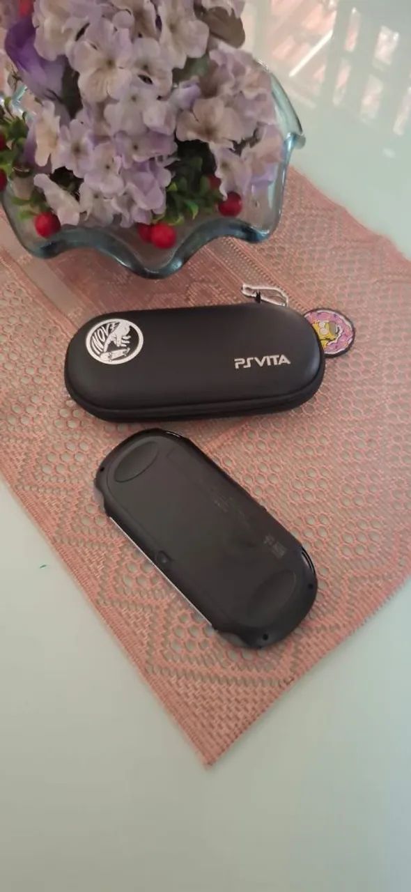 Ps vita desbloqueado usado com película e case - Foto 2