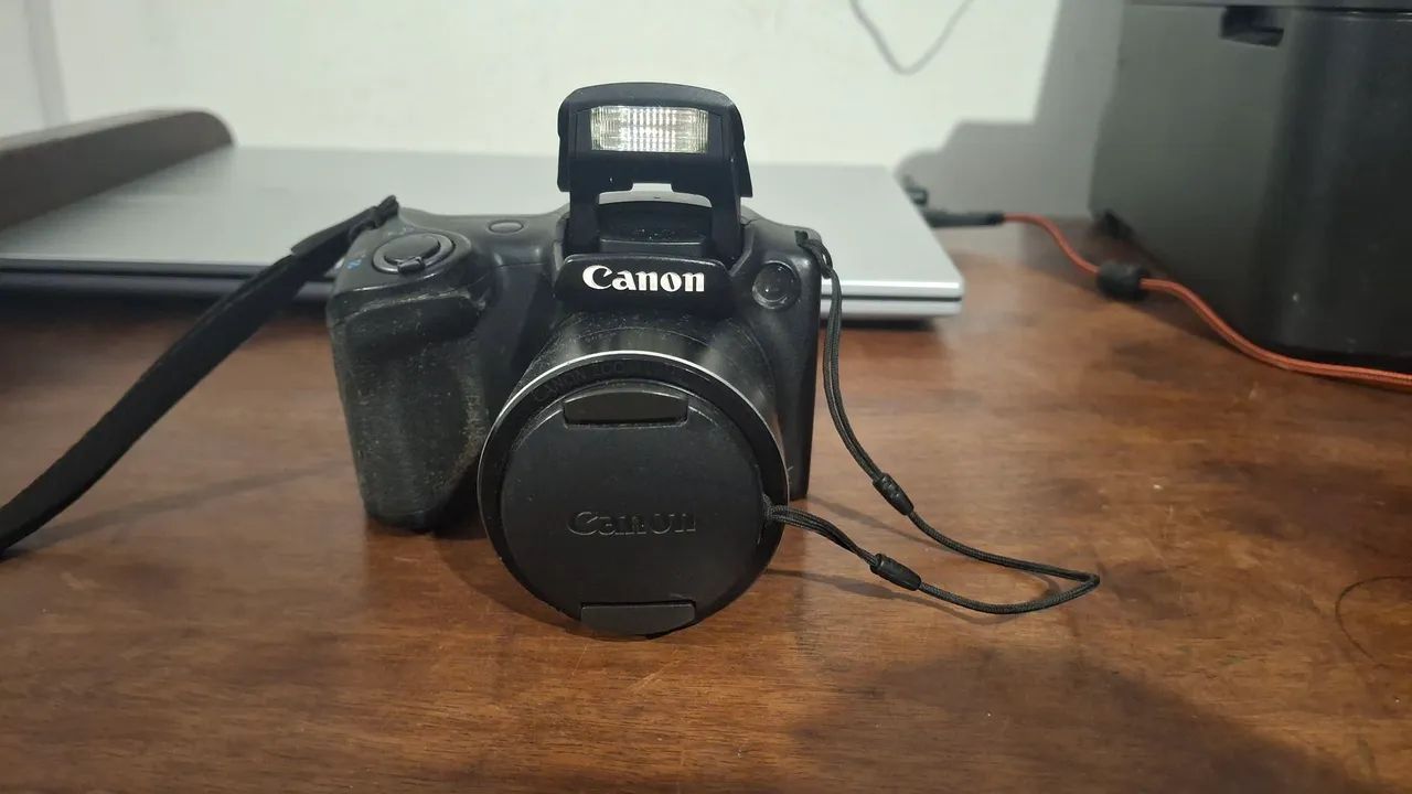 Canon Powershot S400 is