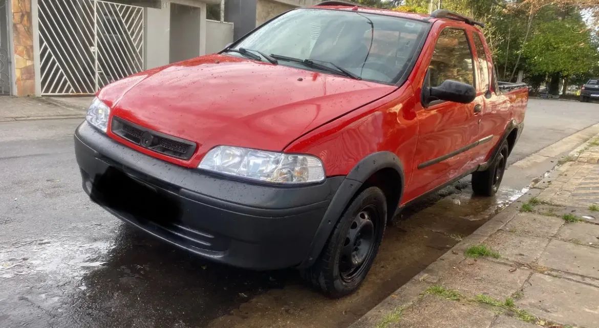 Fiat Strada Trekking 1.6 16V Flex CD 2013