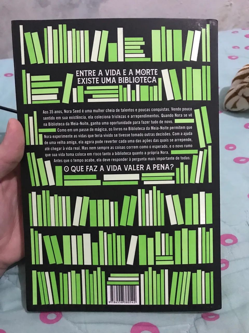 VENDE-SE LIVRO A BIBLIOTECA DA MEIA-NOITE - Foto 2