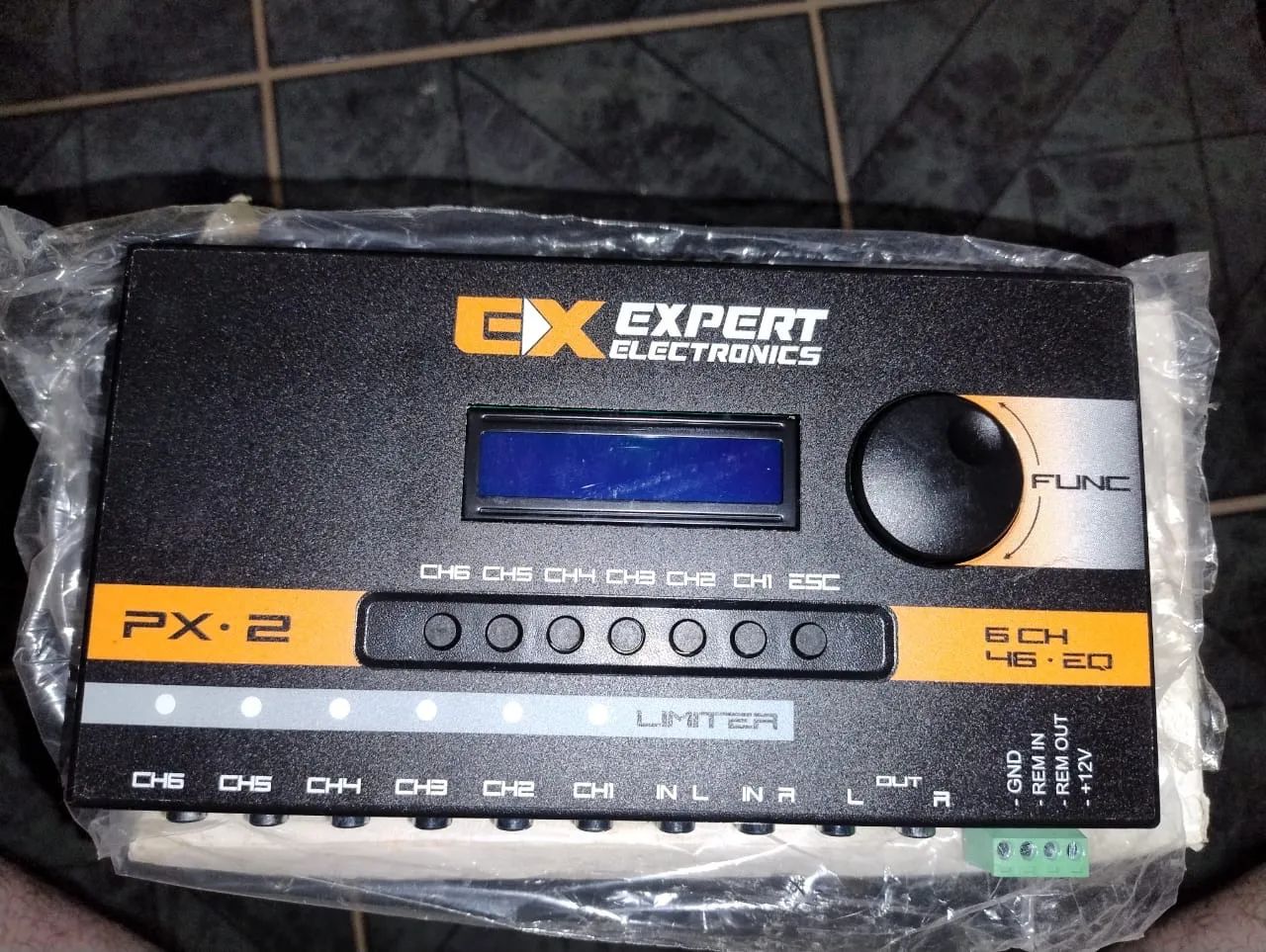 Processador de Áudio Expert Electronics PX2 - 6 Canais
