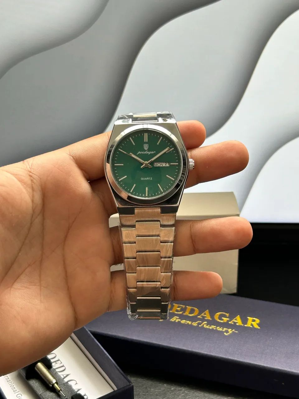 Relógio Poedagar Elegante Novo - Foto 4