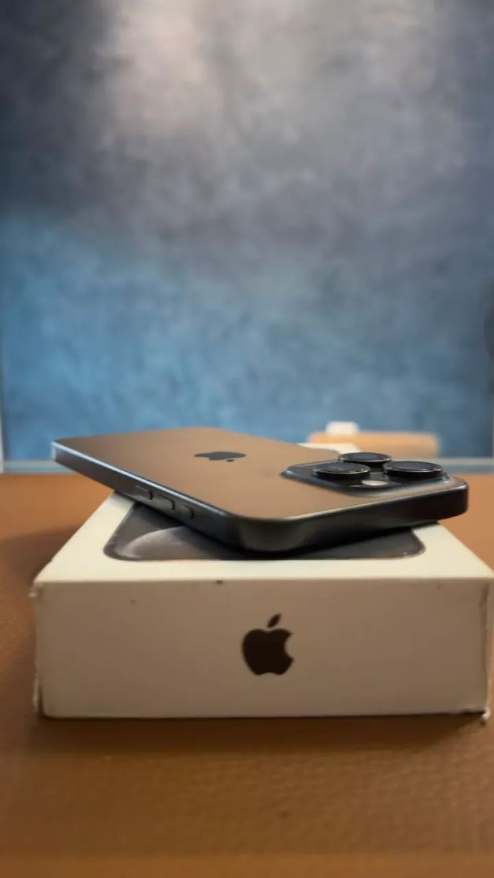Iphone 15 pro max 256GB - Foto 3