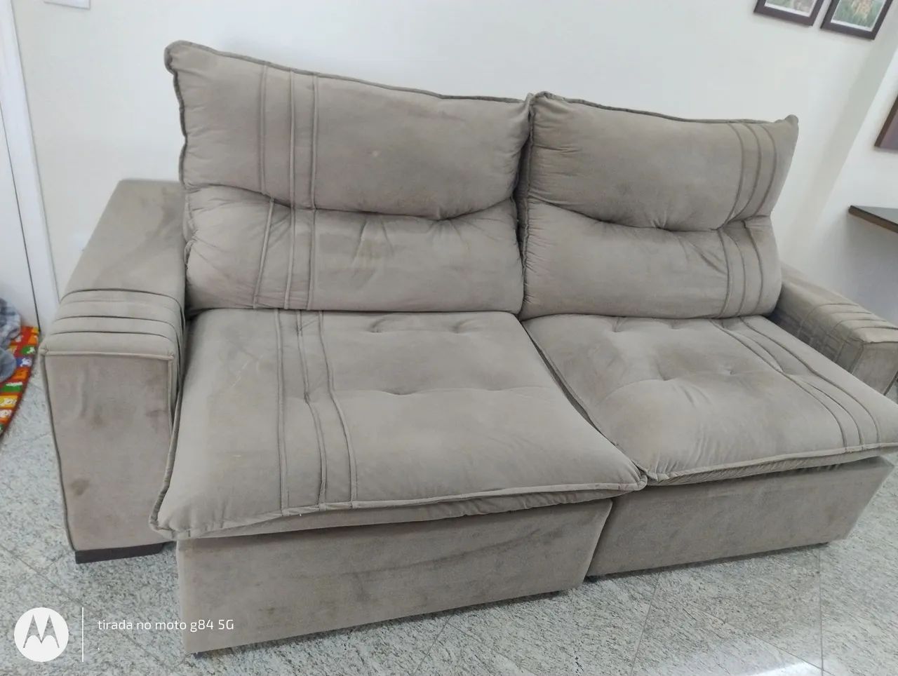Vendo sofá semi novo pouco tempo uso