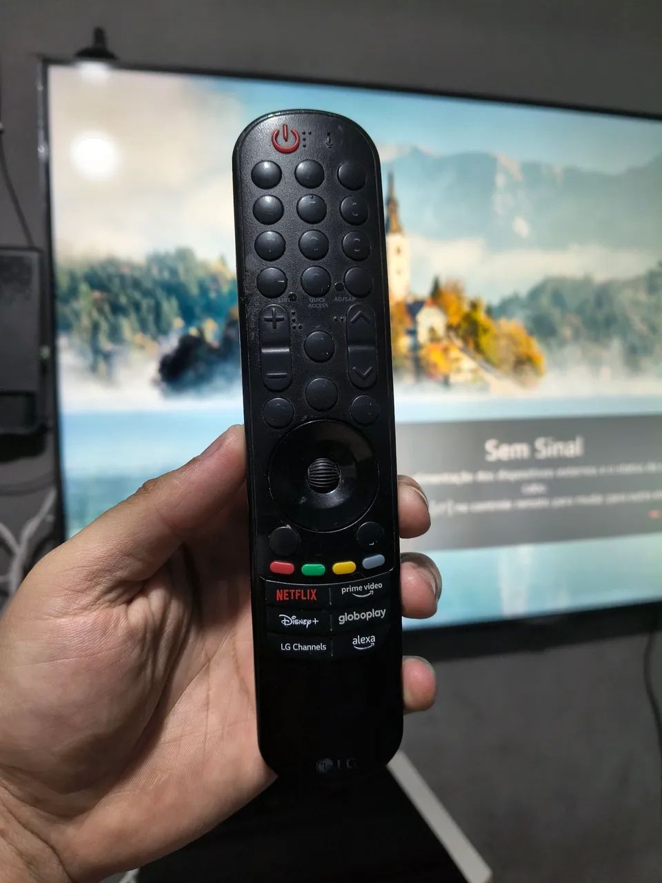 Vendo essa Tv LG Magic 65 polegadas junto com um ps4 pro - Foto 5