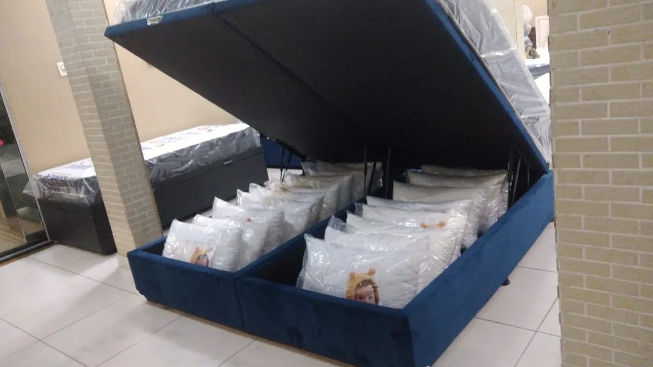 Cama Box Baú King com pistões a gás 