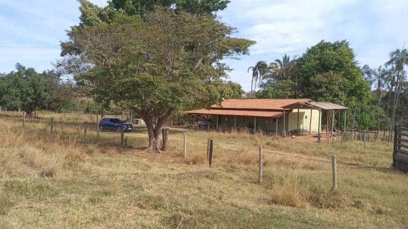 VENDE - SE, CHÁCARA DE 2 ALQUEIRES E 29 LITROS, EM VARJÃO.