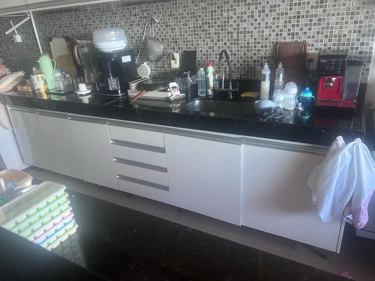Armários de cozinha brancos - Foto 2