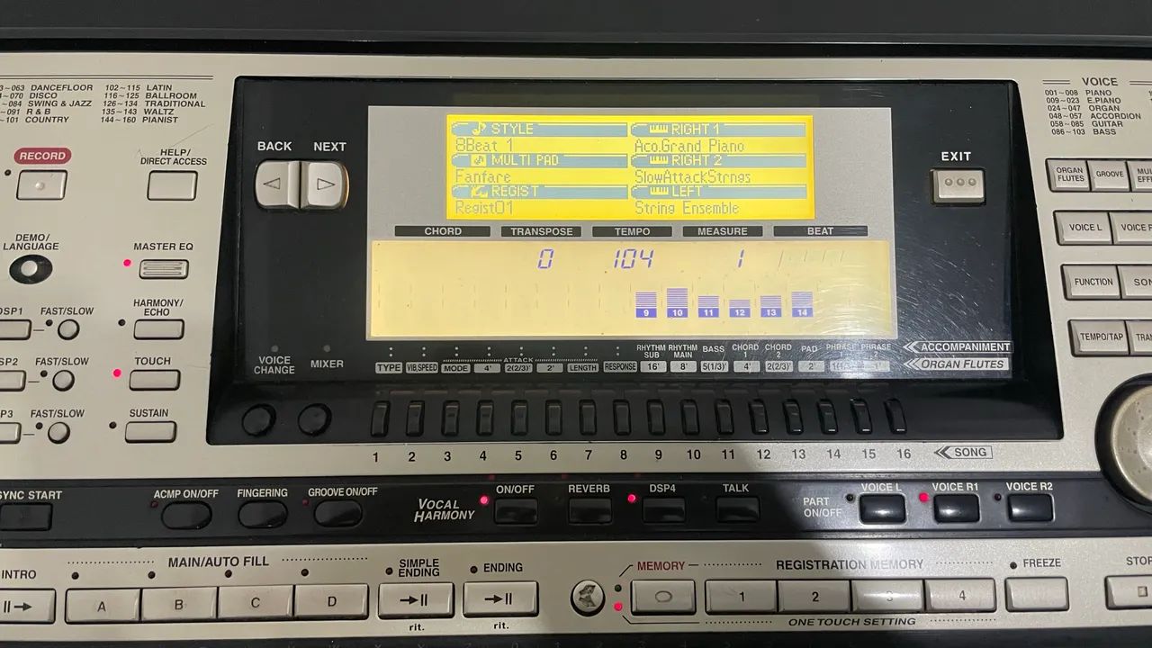 Teclado Yamaha PSR 740 - Foto 3