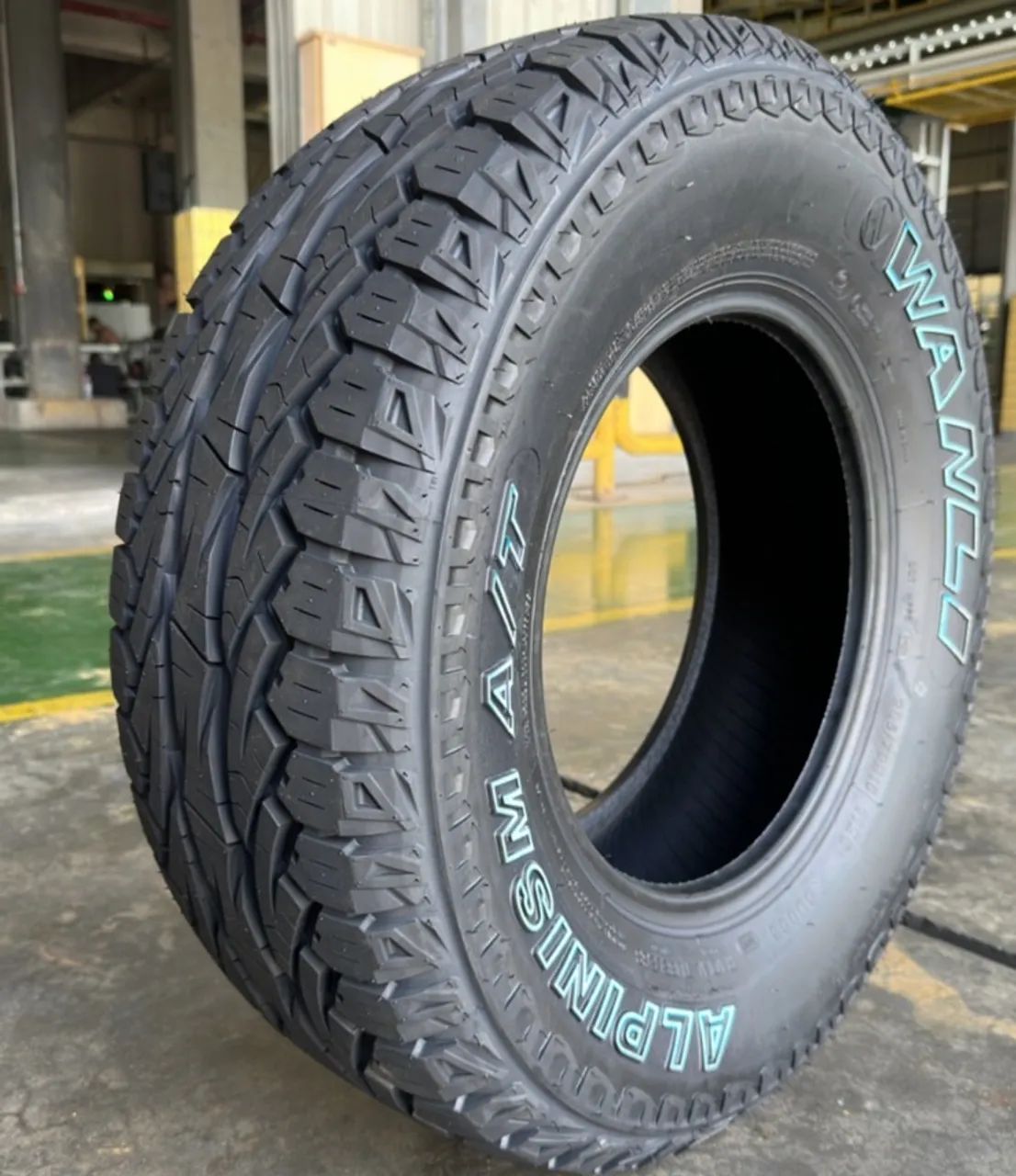 PNEU 265/70 16 - novo 2 peças  - Foto 2