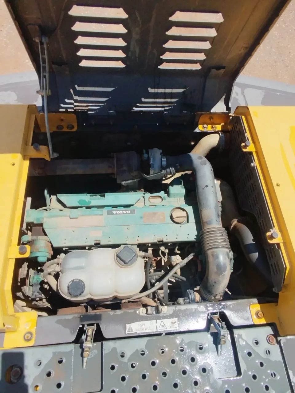 Escavadeira Volvo EC220D ano 2021 - Foto 4