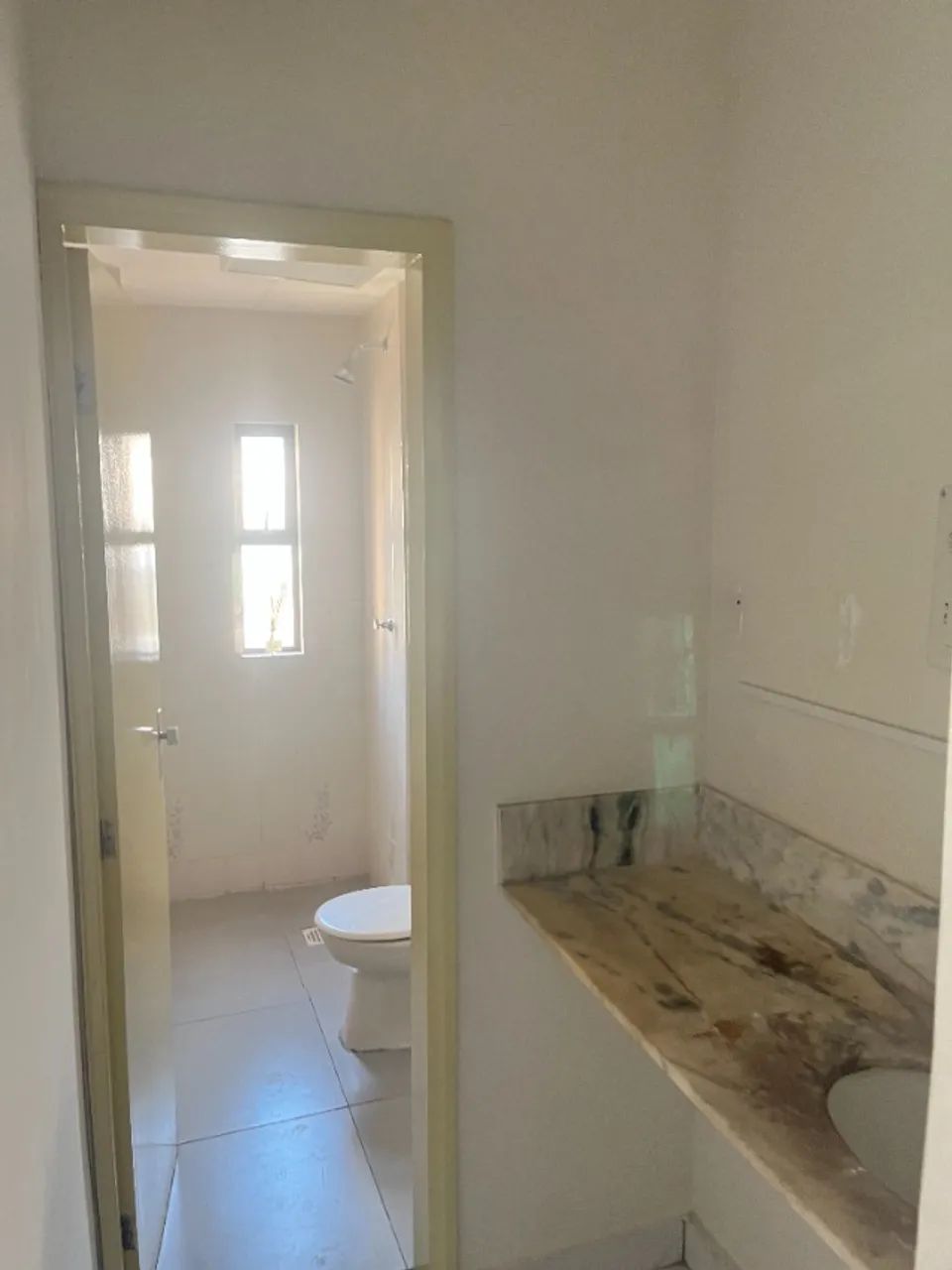 ALUGA-SE SALA COMERCIAL NO EDIFICIO WALL STREET, ANDAR ALTO, COM 50,84 M2 DE ÁREA. - Foto 3