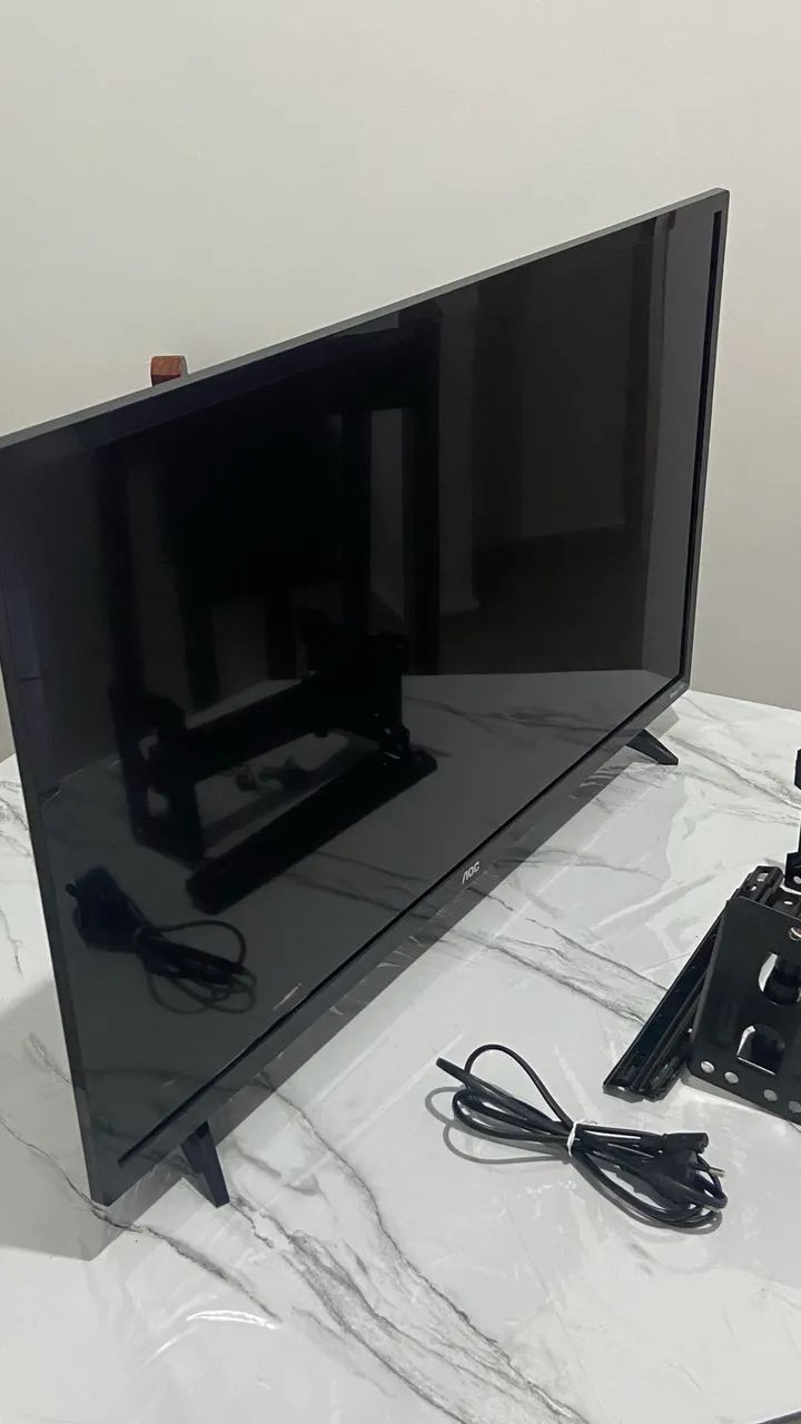Televisão 32 - Foto 2