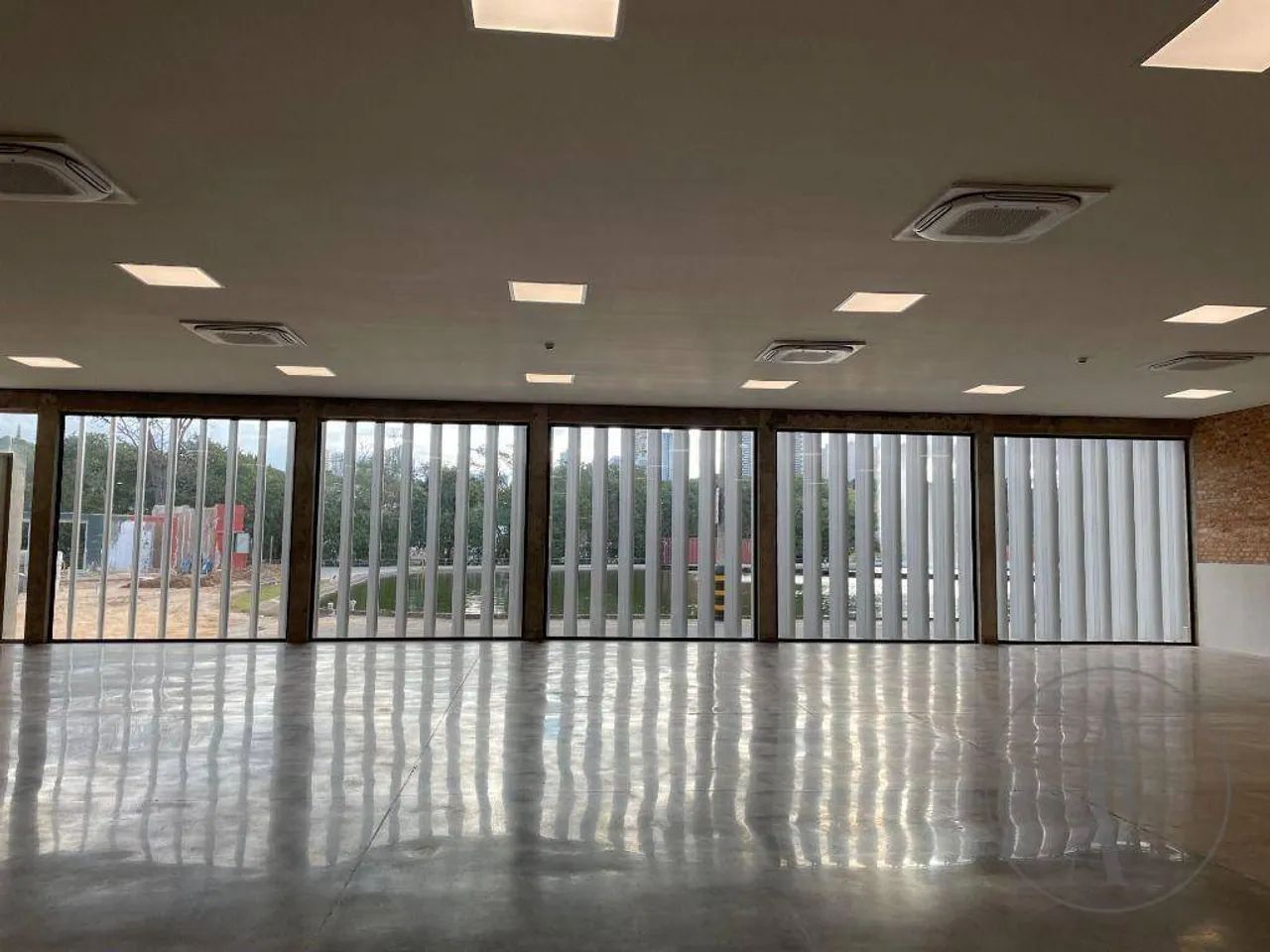 Sala Comercial para alugar, CENTRO EMPRESARIAL BANDEIRAS - Protestantes - Votorantim/SP - Foto 5