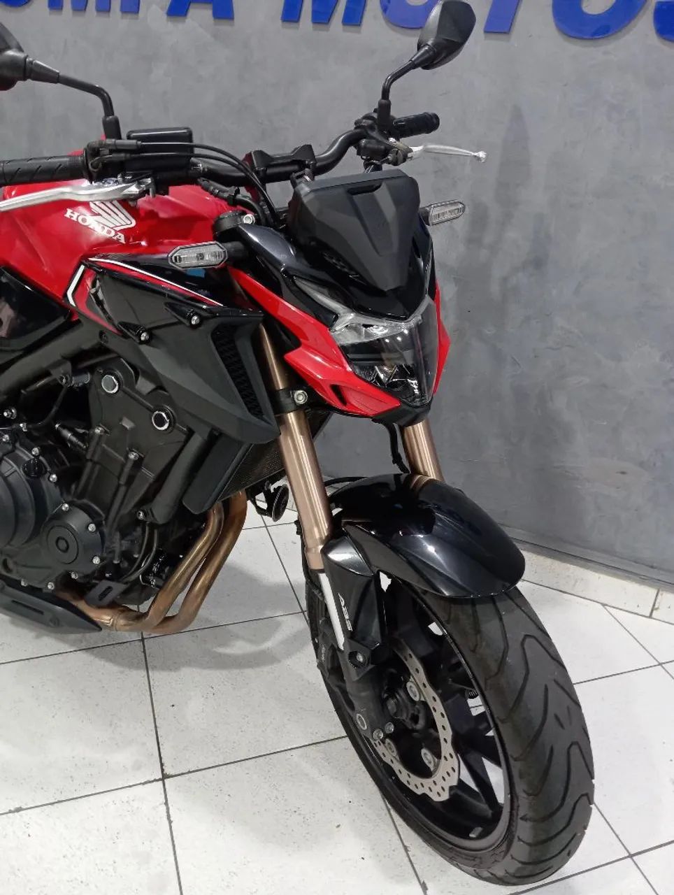 CB 500F 2023 TROCO E FINANCIO! - Foto 3