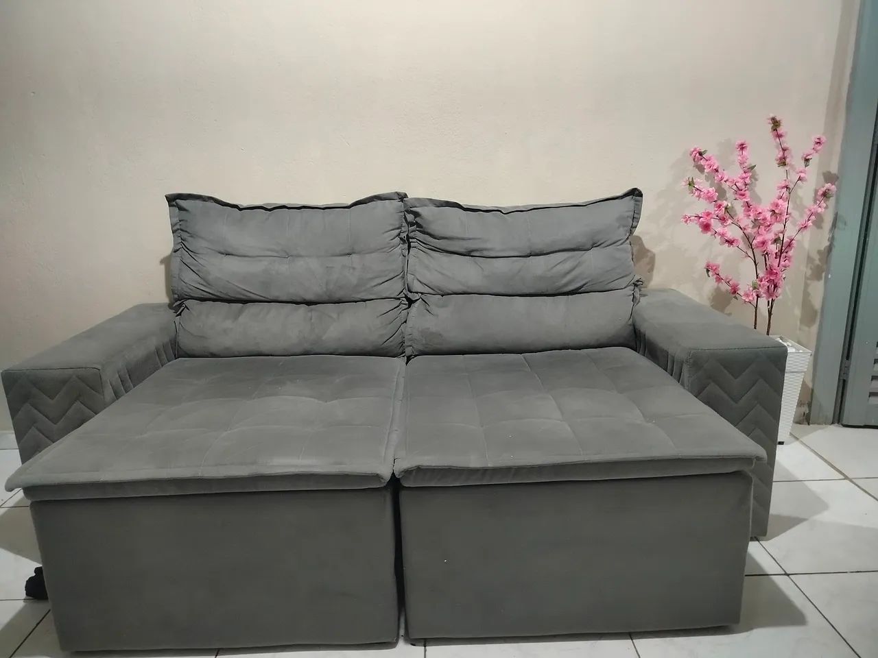 Sofá Seminovo em Excelente Estado - Muito Confortável<br>? So - Foto 2
