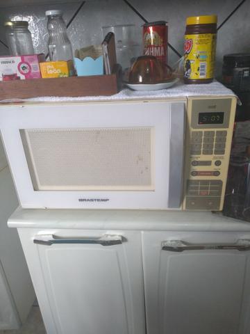 Vendo um forno microondas