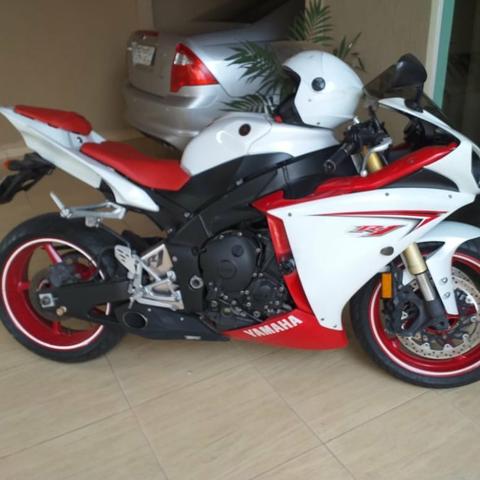 Yamaha YZF R1 1000cc - Foto 2
