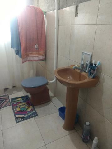 CASA com piscina na frente - Foto 10