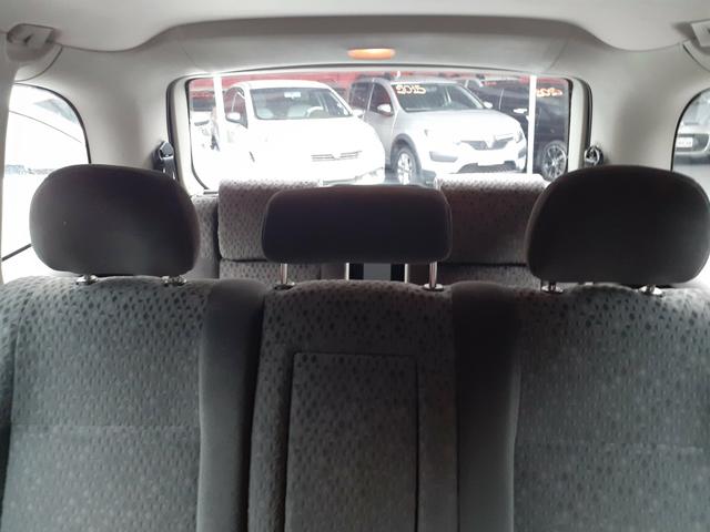 GM Zafira - Foto 9