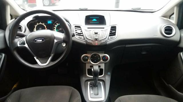 FIESTA HATCH 1.6 14/14 automático, Entrada 6.900 + 48 x 1.074.00 aceito carta de crédito - Foto 9