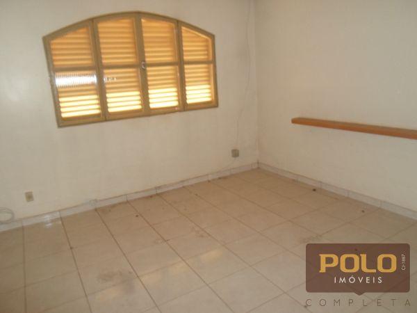 Casa sobrado com 3 quartos - Bairro Setor Marista em Goiânia - Foto 2