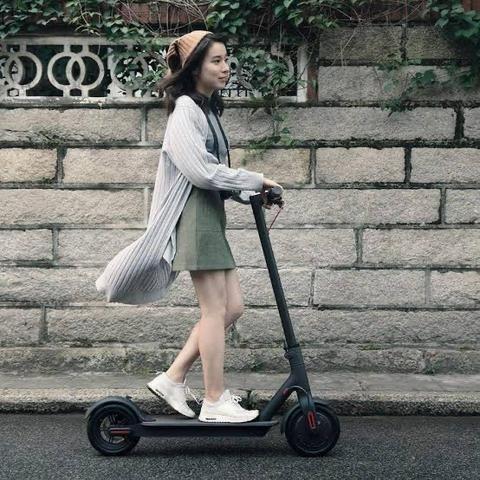 Patinete Xiaomi Original , até 35KM Autonomia, Completo em até 12x - Foto 2