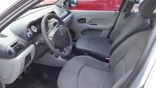 Renault clio sedan 05/06 1.0 flex. - Foto 8