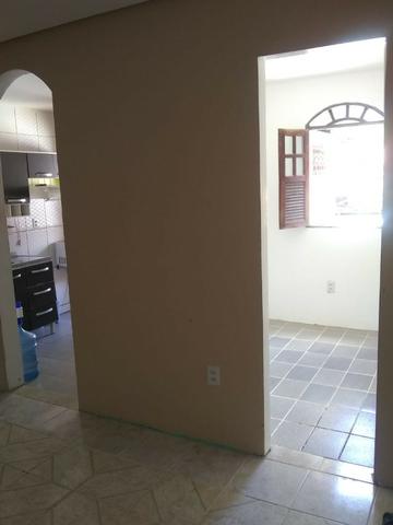 Casa 2/4 na rua Rua km 17 de Itapuã - Foto 10