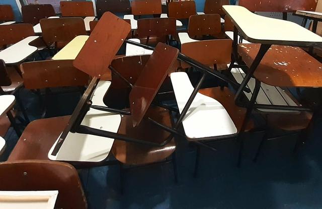 Cadeira escolar - Foto 2