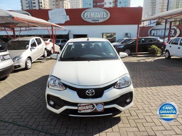ETIOS PLATINUM Sed. 1.5 Flex 16V 4p Aut. - Foto 2