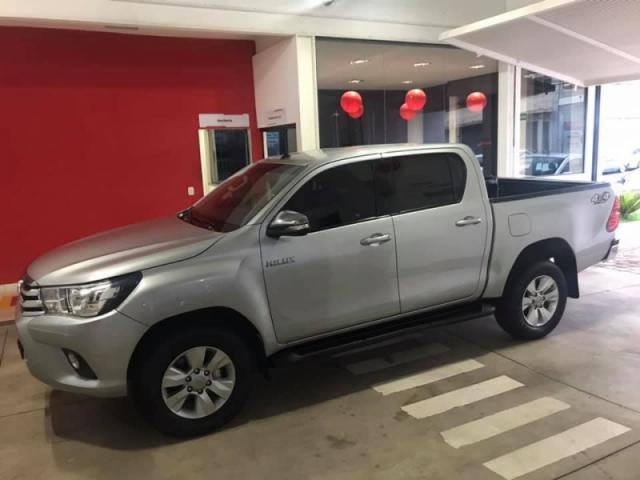 TOYOTA HILUX 2.8 SRV 4X4 CD 16V DIESEL 4P AUTOMATICO. - Foto 3