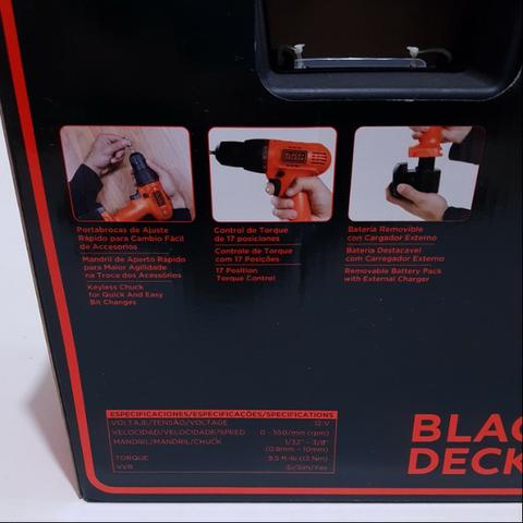 Kit Parafusadeira/Furadeira Black & Decker C/ Maleta Plástica+100 acessórios CD121K100 - Foto 5