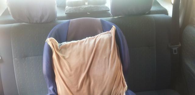 Vende se ou troca asumi repasse de carro novo - Foto 5