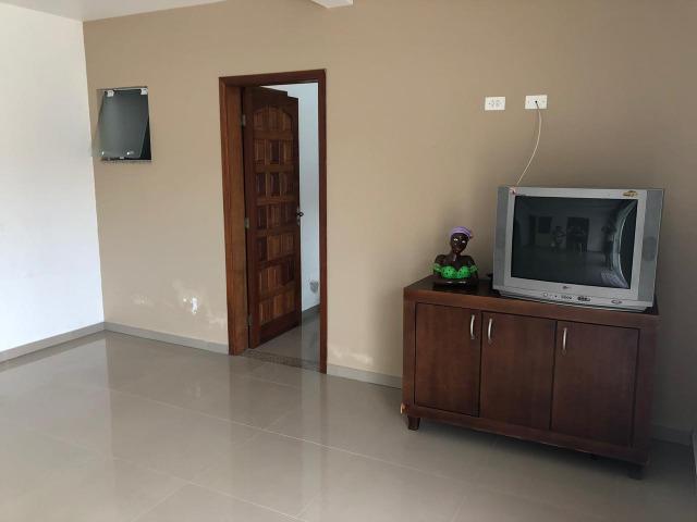 Aluga se p/ diárias Casa com piscina comporta 15 pessoas - Foto 2
