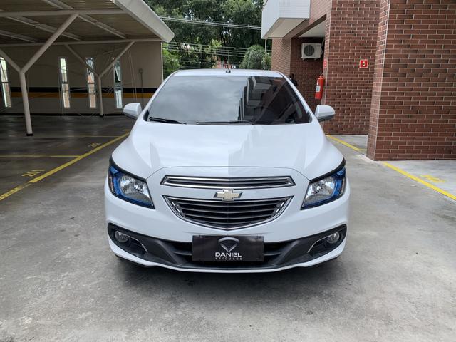 Onix LTZ 1.4 Manual 2014 - Foto 13