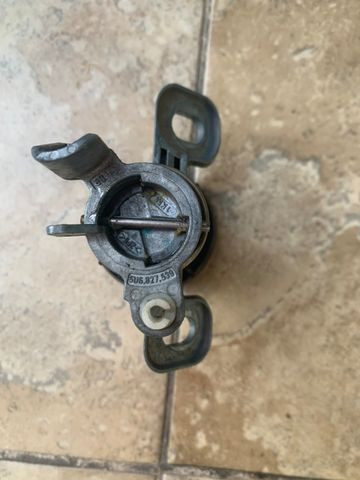Miolo da fechadura tampa traseira vw gol g5 original - Foto 3