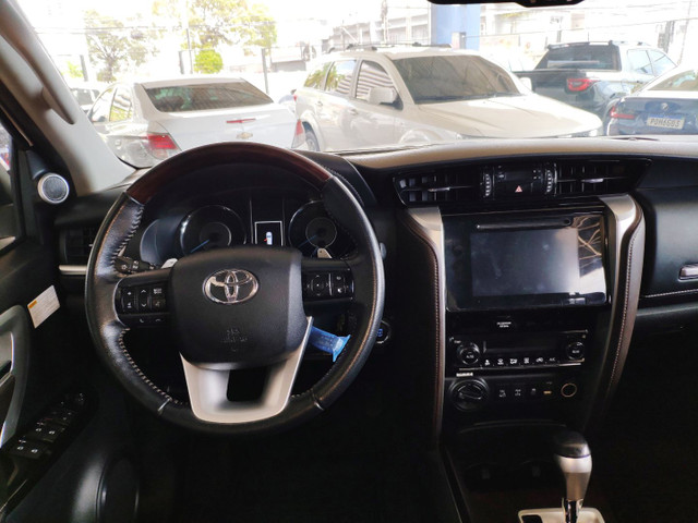 TOYOTA HILUX SRX DIESEL 2017/2017 ÚNICO DONO 4X4 - Foto 7