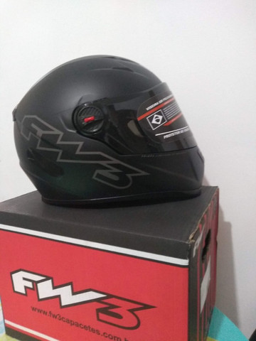 Capacete Top FW3 Classic Premium (viseira extra fumê) - Foto 16