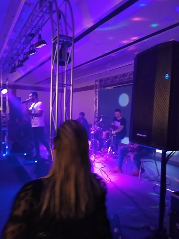 Aluguel som palco e iluminação. - Foto 4