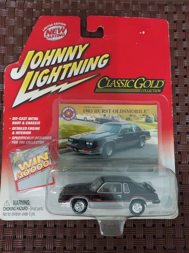 4 Miniaturas 1:64 Johnny lightning coleção Classic Gold - Hobbies