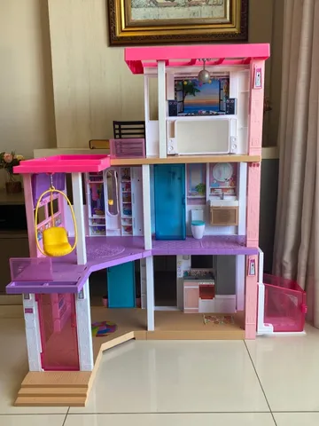 Maleta com Cama Bau e Sofa Cama para Bonecas Barbie