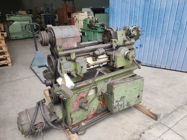 Torno automático Tos sucata 