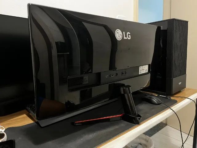 Monitor LG Ultrawide 29UM69G-B - Foto 2
