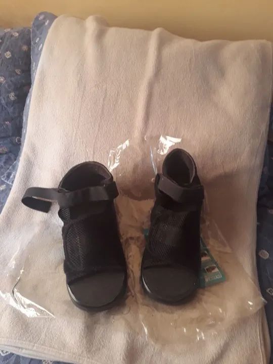 Sandália Ortopédica com Cunha e Alívio para Calcanhar - Foto 3